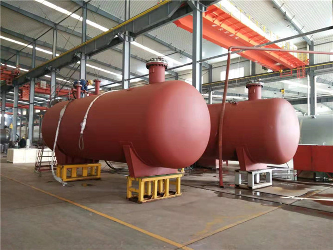 32立方液化氣地埋罐.jpg