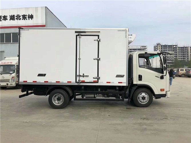冷藏車廠家.jpg