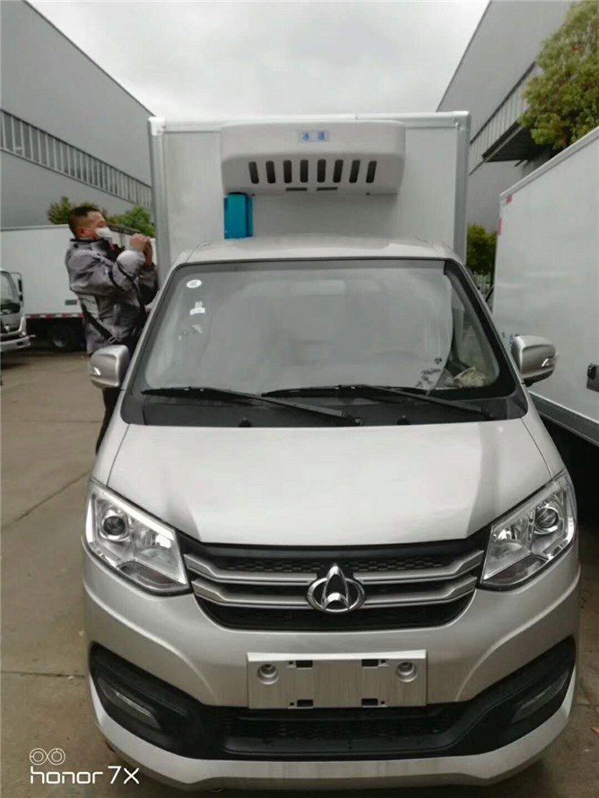 冷藏車(chē).jpg