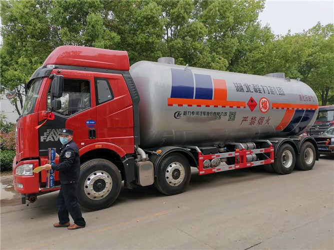 液化氣運(yùn)輸車價(jià)格.jpg